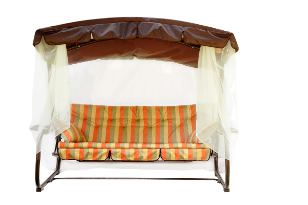 Качели садовые 3-х местные Турин меб.ткань(каркас коричневый, м/э разноцветный рис.полоска)1 уп.