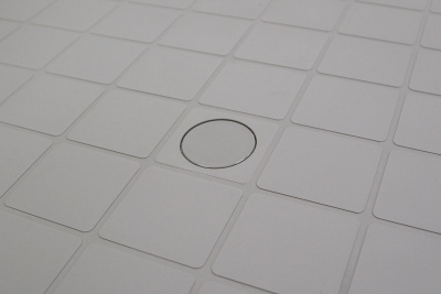 Стол пластиковый  овальный (серый)